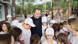 Вячеслав Гладков встретился с юными белгородцами в одном из лагерей в Ставропольском крае 