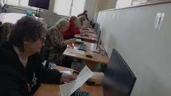 Белгородские пенсионеры поучаствовали в региональном чемпионате по компьютерному многоборью