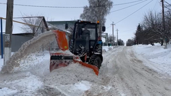Работа по уборке снега активно проходит в Корочанском районе