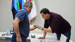 Николай Нестеров провёл личный приём граждан в Короче