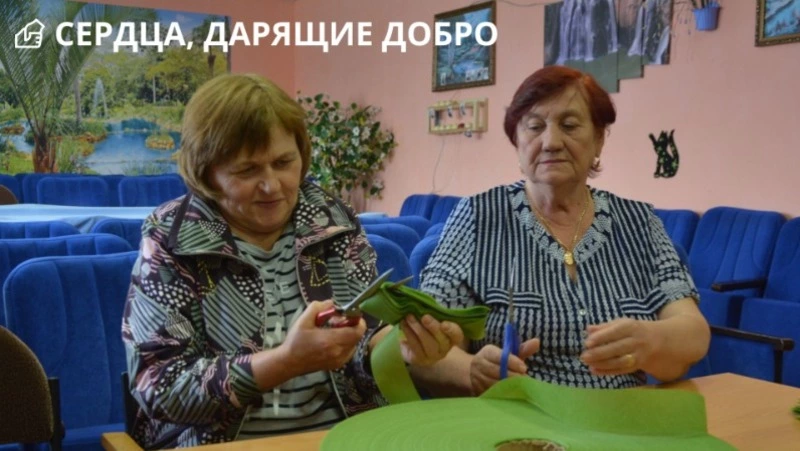 Под защитным покровом. Более 300 маскировочных сетей изготовили за полтора года жители села Хмелевое