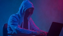 Сотрудники УМВД по Белгородской области напомнили правила защиты от киберпреступников