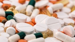 Омбудсмен и власти региона готовят предложения для ускорения госзакупки медикаментов