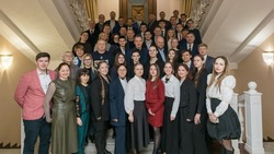 В роли губернатора  и его заместителей