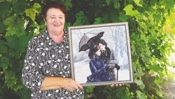 Крестик к крестику. Как Татьяна Чекрыгина из Короткого нашла на пенсии творческое занятие для души