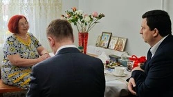 Николай Нестеров встретился с матерью Героя России Юрия Ворновского