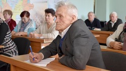 Первая встреча совета ветеранов прошла в Корочанском районе в 2024 году 