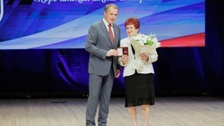 Работники образования Корочанского района получили награды Министерства просвещения России 