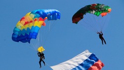 Шагнуть в небо. О чём думают корочанские парашютисты на высоте 700 метров