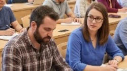 75 белгородцев прошли обучение в Школах приёмных родителей