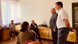 Глава Корочанского района и уполномоченный по правам человека посетили ПВР
