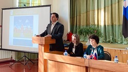 Николай Нестеров принял участие в расширенном заседании земского собрания в селе Яблоново