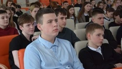 Вдохновение для школьников. Волонтёры поделились с юными корочанцами  опытом своей деятельности