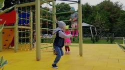 Корочанка спросила у губернатора о строительстве детской площадки в селе Казанка