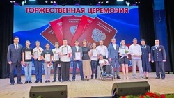 Ко Дню Победы в Короче вручили ордена Мужества и презентовали книгу