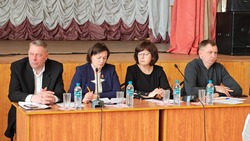 Корочанские власти провели встречу с жителями Большехаланского сельского поселения