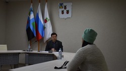 Николай Нестеров провёл личный приём граждан в администрации Корочанского района