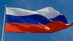 Три флага будут подниматься в школах Белгородской области перед уроками 