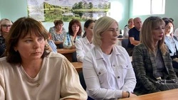 Николай Нестеров встретился с коллективом корочанской соцзащиты