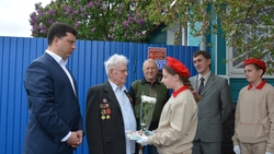 Николай Нестеров побывал с визитом у ветерана войны Дмитрия Третьякова
