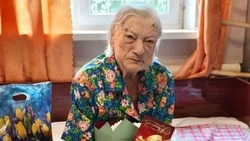 Труженица тыла из Мелиховского административного округа отметила 98-летие