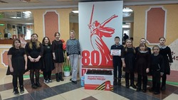Символ вечной памяти. Культработники присоединились к региональной акции «Цветы Победы»