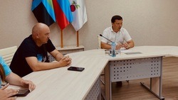 Николай Нестеров провёл встречу с председателем Корочанской местной организации «Союз десантников»
