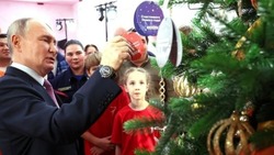 Владимир Путин исполнит три детских желания в рамках благотворительной акции «Ёлка желаний»