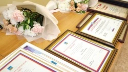 Николай Нестеров вручил награды тренерам и преподавателям физической культуры Корочанского мунокруга