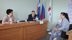 Парламентарий областной Думы Сергей Балашов впервые провёл приём граждан в Короче