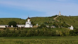Корочанцы смогут посетить Холковский монастырь