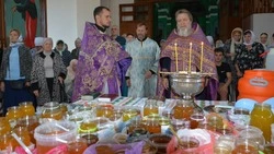 Сладость духовная и земная. Успенский двухнедельный пост корочанцы встретили молитвой