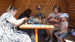 Творчество в «яблочных» беседках