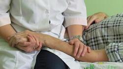 Евгений Савченко утвердил программу развития системы оказания паллиативной медпомощи