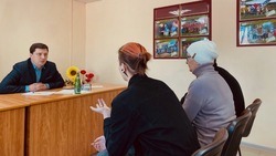 Глава Корочанского района провёл выездной приём граждан в  Погореловском сельском поселении
