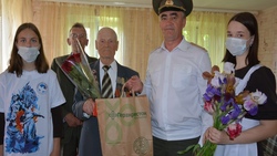 95-летний ветеран из Корочанского района получил победную награду