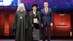Корочанец стал лауреатом премии Василия Горина
