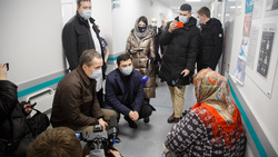 Вячеслав Гладков посетил Корочанскую ЦРБ и сельскохозяйственный техникум 2 января