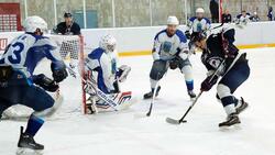Белгородские хоккеисты обыграли соперника СКА-ГУОР «Карелия» со счётом 10:2