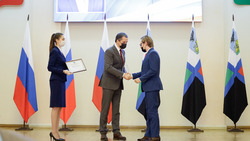 Награждение стипендиатов губернатора прошло в Белгороде