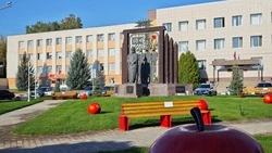 Николай Нестеров поздравил жителей Корочи с Днём города