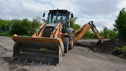 Рабочие отремонтируют дорожное покрытие в Короче и шести сёлах муниципалитета