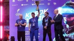 Житель Белгородской области завоевал Кубок Победы на фиджитал-турнире