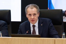Вячеслав Гладков поручил увеличить количество трудоустроенных подростков до 60 тыс. в 2025 году