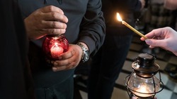 Зажечь сердце каждого. Благодатный огонь в Белгородскую область доставят многодетные мамы