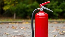 Гладков: Раздали жителям белгородского приграничья более 10 тыс. огнетушителей