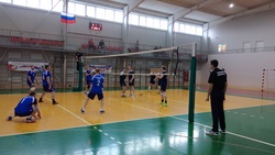 Волейбольная мужская команда Корочанского района приняла участие в областной спартакиаде